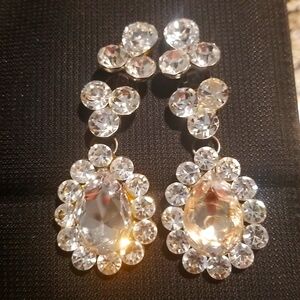 Gaudy fun earrings vintage 3 in long